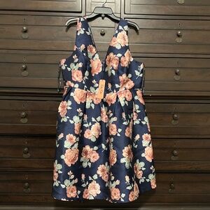 Chi Chi London Floral dress NWT